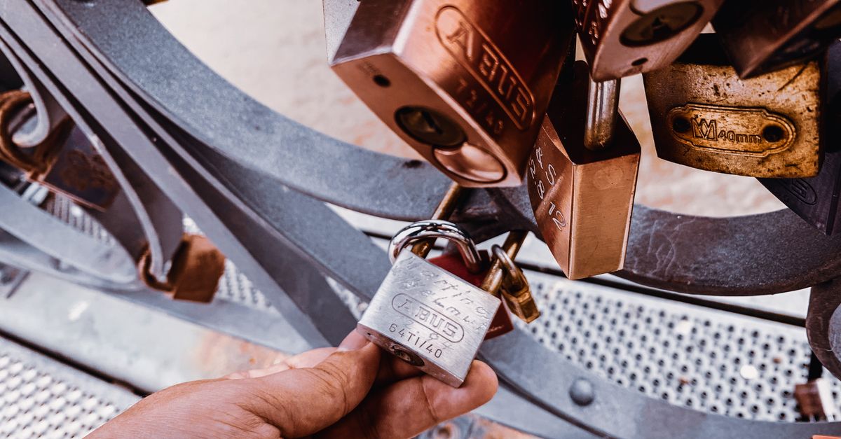 locksmith tools keys — A1 Staten Island Locksmith